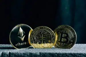 O que acontece se não declarar criptomoedas