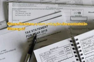 Como funciona a comunicação do contrato às Finanças?